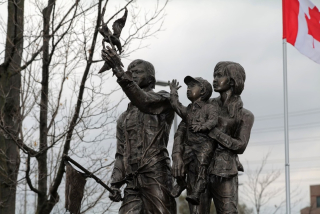 Vietnamese-Boat-People-Monument-Vi-Vi-Vo-Hung-Kiet-2019
