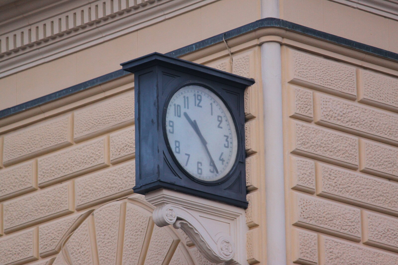 Orologio_strage_bologna