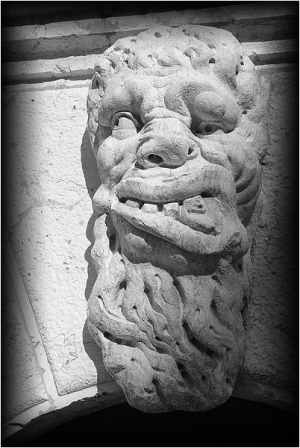 MASQUE-VENISE-1
