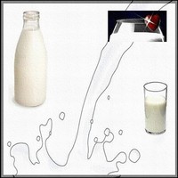 Elle_aime_le_lait_