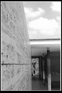 Mies_van_der_rohe_a_barcelona_03