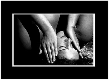 lola 2 03_les_mains_de_lola