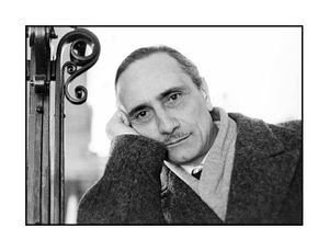 Je n'ai pas connu Tommaso Landolfi ; rares sont ceux qui l'ont connu ; je garde l'obscur souvenir d'une photo de lui (Giorgio Manganelli) Tommaso_landolfi_2