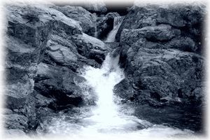 Geoffrey Squires | [The sound changes as it moves]